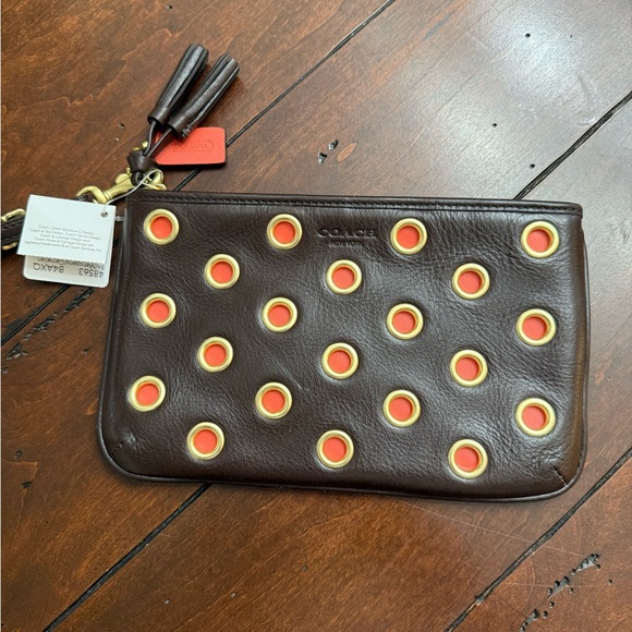 Coach Handbags - Stunning NWT coach wristlet
